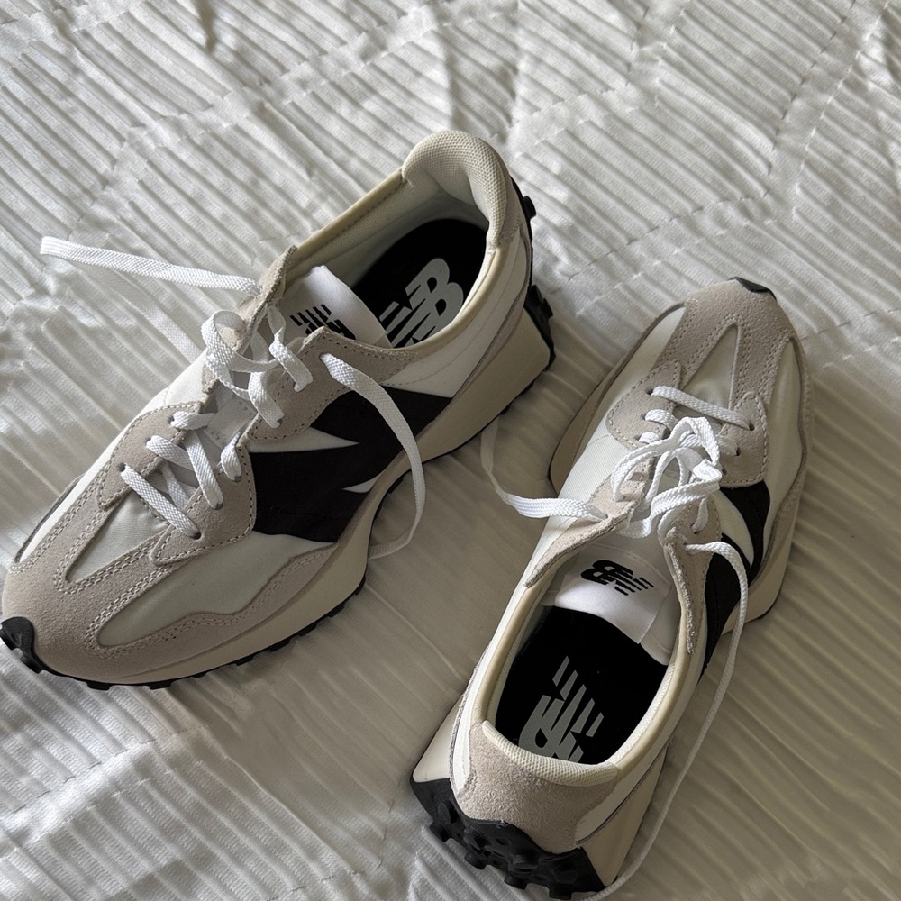 New Balance Black and White Athletic Shoes